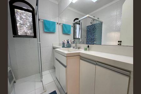 Apartamento à venda com 180m², 4 quartos e 3 vagas Apartamento à venda com 180m², 4 quartos e 3 vagasBanheiro