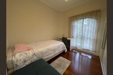Apartamento à venda com 180m², 4 quartos e 3 vagas Apartamento à venda com 180m², 4 quartos e 3 vagasQuarto 2