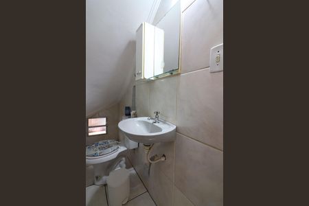 Casa à venda com 150m², 3 quartos e 1 vagaLavabo