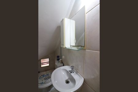 Casa à venda com 150m², 3 quartos e 1 vagaLavabo