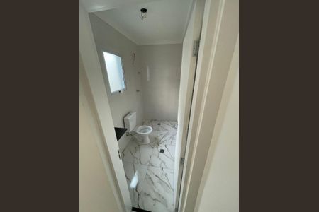 Casa à venda com 120m², 3 quartos e 2 vagas Casa à venda com 120m², 3 quartos e 2 vagasWC suíte 3