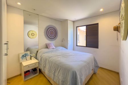 Casa à venda com 150m², 3 quartos e 2 vagas Casa à venda com 150m², 3 quartos e 2 vagasSuíte