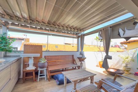 Casa à venda com 150m², 3 quartos e 2 vagas Casa à venda com 150m², 3 quartos e 2 vagasÁrea Externa