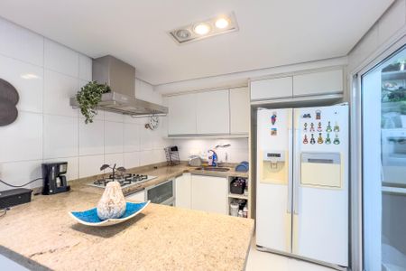 Casa à venda com 150m², 3 quartos e 2 vagas Casa à venda com 150m², 3 quartos e 2 vagasCozinha