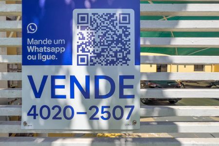 Casa à venda com 150m², 3 quartos e 2 vagas Casa à venda com 150m², 3 quartos e 2 vagasPlaca