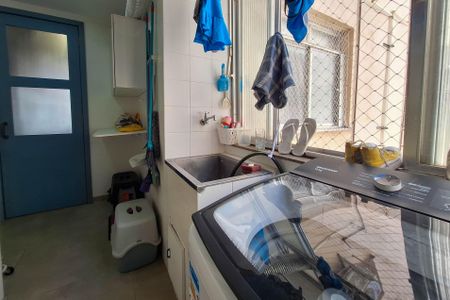 Apartamento à venda com 159m², 4 quartos e 1 vaga Apartamento à venda com 159m², 4 quartos e 1 vagaÁrea de Serviço