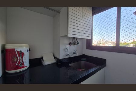Apartamento à venda com 128m², 3 quartos e 3 vagas Apartamento à venda com 128m², 3 quartos e 3 vagasÁrea de Serviço