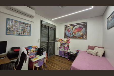 Apartamento à venda com 128m², 3 quartos e 3 vagas Apartamento à venda com 128m², 3 quartos e 3 vagasSuíte