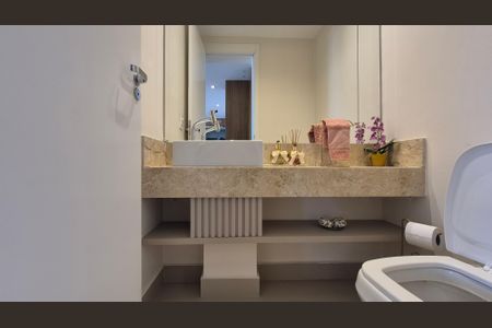 Apartamento à venda com 128m², 3 quartos e 3 vagas Apartamento à venda com 128m², 3 quartos e 3 vagasLavabo