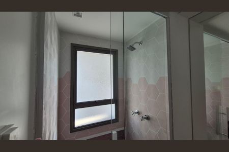 Apartamento à venda com 128m², 3 quartos e 3 vagas Apartamento à venda com 128m², 3 quartos e 3 vagasBanheiro da suíte 2