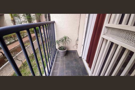 Sacada de apartamento à venda com 2 quartos, 52m² em Santa Maria, Osasco