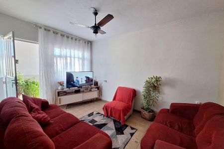 Sala de casa para alugar com 3 quartos, 150m² em Saracuruna, Duque de Caxias