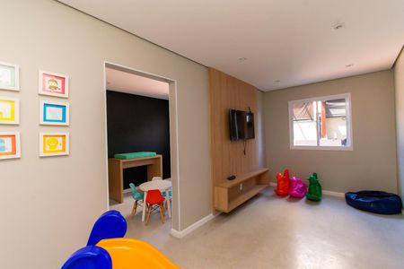 Apartamento para alugar com 50m², 2 quartos e 1 vaga Apartamento para alugar com 50m², 2 quartos e 1 vagaÁrea comum - Brinquedoteca