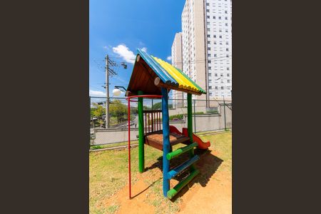 Apartamento para alugar com 50m², 2 quartos e 1 vaga Apartamento para alugar com 50m², 2 quartos e 1 vagaÁrea comum - Playground