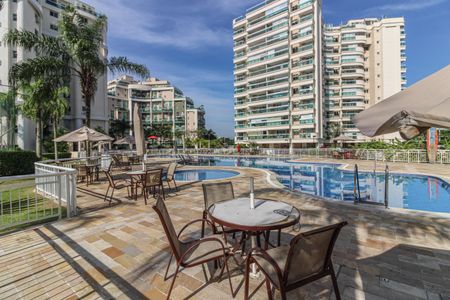 Apartamento à venda com 92m², 2 quartos e 1 vagaÁrea comum