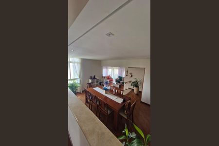 Apartamento à venda com 180m², 3 quartos e 2 vagasSala