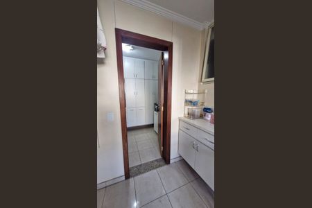 Apartamento à venda com 180m², 3 quartos e 2 vagasQuarto de Serviço