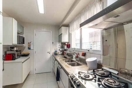 Apartamento à venda com 154m², 4 quartos e 3 vagas Apartamento à venda com 154m², 4 quartos e 3 vagasCozinha