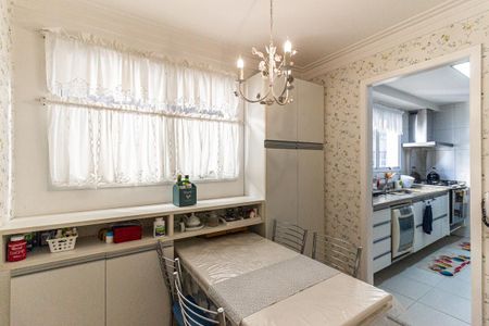 Apartamento à venda com 154m², 4 quartos e 3 vagas Apartamento à venda com 154m², 4 quartos e 3 vagasCopa