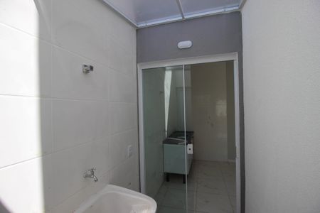 Casa de condomínio para alugar com 59m², 2 quartos e 1 vagaÁrea de Serviço