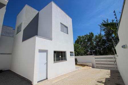 Casa de condomínio para alugar com 59m², 2 quartos e 1 vagaÁrea Externa