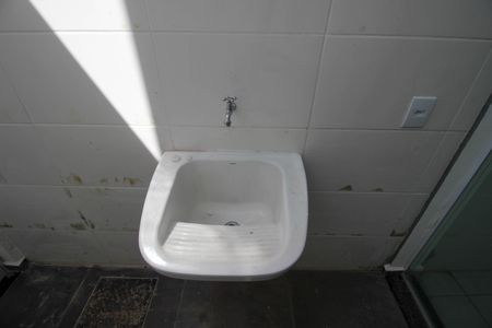 Casa de condomínio para alugar com 59m², 2 quartos e 1 vagaÁrea de Serviço