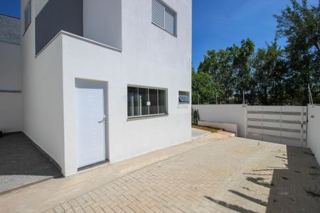 Casa de condomínio para alugar com 59m², 2 quartos e 1 vagaÁrea Externa