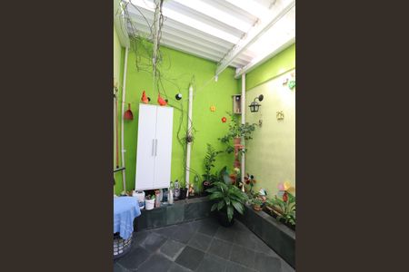 Casa de condomínio à venda com 90m², 2 quartos e 2 vagasÁrea de Serviço