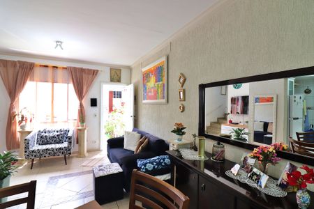 Sala de casa de condomínio à venda com 2 quartos, 90m² em Vila Jerusalem, São Bernardo do Campo