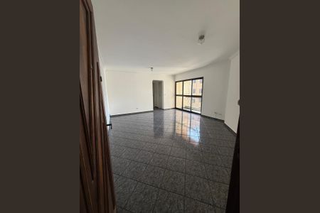 Sala de apartamento à venda com 2 quartos, 68m² em Jardim Henriqueta, Taboão da Serra