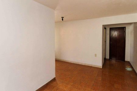 Casa à venda com 287m², 4 quartos e sem vaga Casa à venda com 287m², 4 quartos e sem vagaSala