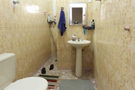 Casa à venda com 287m², 4 quartos e sem vaga Casa à venda com 287m², 4 quartos e sem vagaBanheiro Casa 02