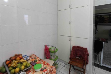 Casa à venda com 287m², 4 quartos e sem vaga Casa à venda com 287m², 4 quartos e sem vagaCozinha casa 03