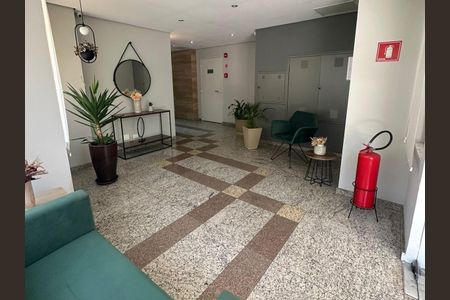Apartamento para alugar com 57m², 2 quartos e 1 vaga Apartamento para alugar com 57m², 2 quartos e 1 vagaHall de Entrada