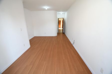 Sala de apartamento para alugar com 1 quarto, 57m² em Conceicao, Campinas