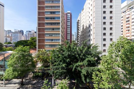 Apartamento à venda com 85m², 2 quartos e 2 vagasVista da Suíte 2