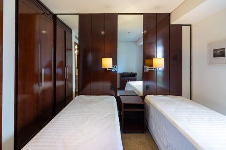 Apartamento à venda com 85m², 2 quartos e 2 vagasSuíte 2