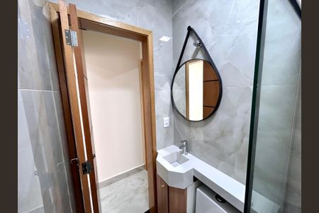 Casa para alugar com 60m², 2 quartos e sem vaga Casa para alugar com 60m², 2 quartos e sem vagaBanheiro