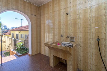 Casa à venda com 126m², 3 quartos e 3 vagasÁrea de serviço 