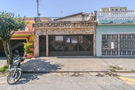 Casa à venda com 126m², 3 quartos e 3 vagasFachada