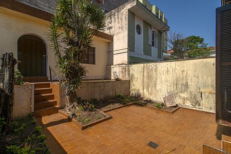 Casa à venda com 126m², 3 quartos e 3 vagasQuintal