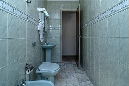 Casa à venda com 126m², 3 quartos e 3 vagasBanheiro Social