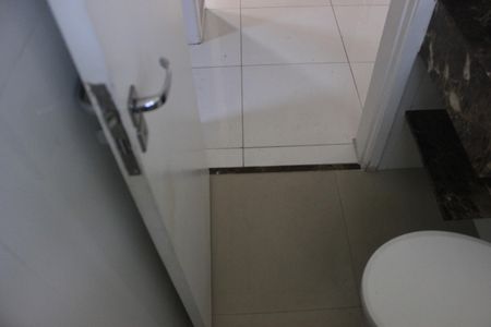 Apartamento à venda com 120m², 4 quartos e 2 vagasBanheiro social 2