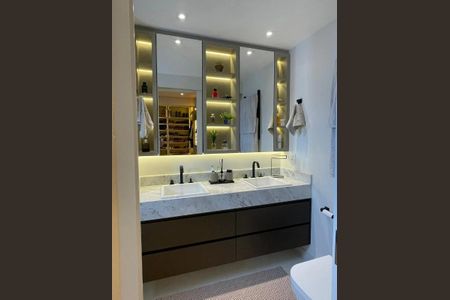 Apartamento à venda com 165m², 3 quartos e 2 vagasFoto 02