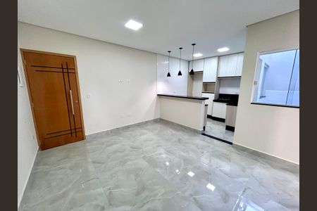 Sala de casa para alugar com 2 quartos, 60m² em Cidade Jardim Cumbica, Guarulhos