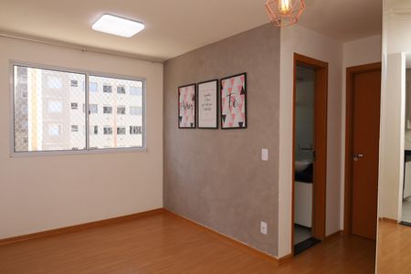 Sala de apartamento para alugar com 2 quartos, 44m² em Colônia (zona Leste), São Paulo