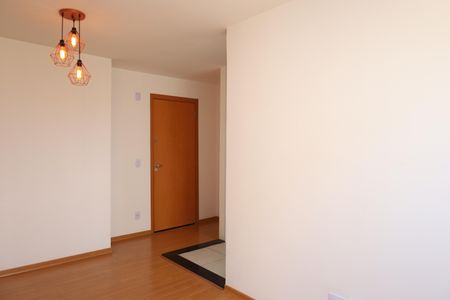 Sala de apartamento para alugar com 2 quartos, 44m² em Colônia (zona Leste), São Paulo