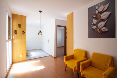 Sala de apartamento para alugar com 2 quartos, 47m² em Barro Vermelho, São Gonçalo