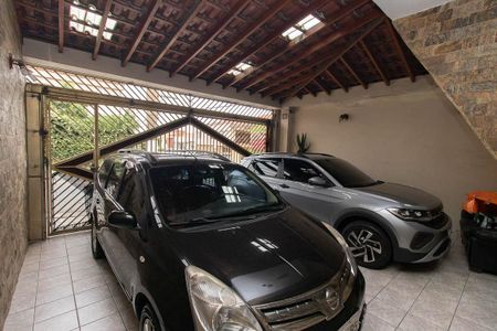 Casa à venda com 195m², 3 quartos e 3 vagas Casa à venda com 195m², 3 quartos e 3 vagasGaragem 2
