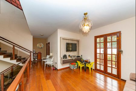 Casa para alugar com 389m², 5 quartos e 2 vagasSala 3